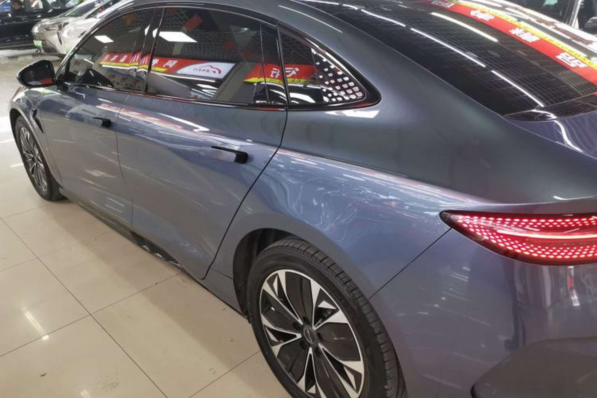 Used BYD Seal 2022 550 km Standard Range Rear-Wheel Drive Prestige Version Left Side