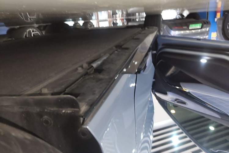 Used BYD Seal 2022 700 km Long-Range Rear-Wheel-Drive Version Left Side Sill