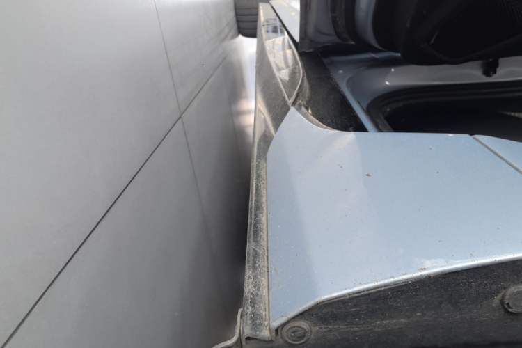 Used BYD Seal 2022 700 km Long-Range Rear-Wheel-Drive Version Left Side Sill