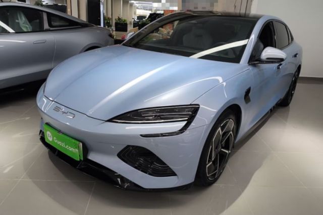 Used BYD Seal 2022 650 km All-Wheel-Drive Performance Version
