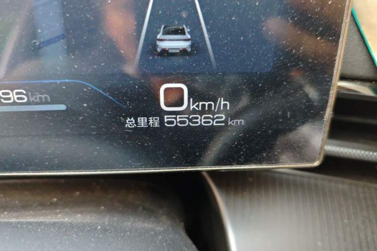 Used BYD Seal 2022 700 km Long-Range Rear-Wheel-Drive Version Odometer Close Up