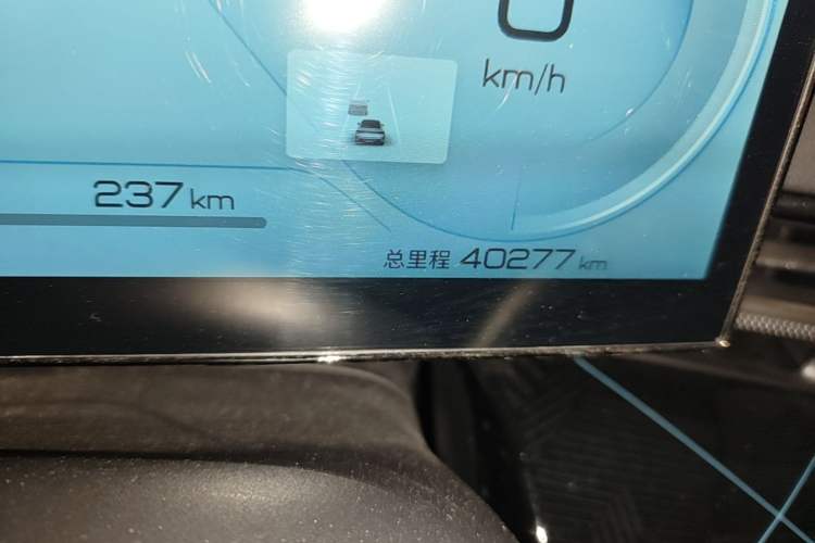 Used BYD Seal 2022 700 km Long-Range Rear-Wheel-Drive Version Odometer Close Up