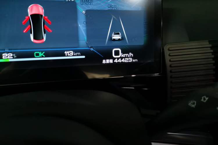 Used BYD Seal 2022 550 km Standard Range Rear-Wheel Drive Elite Version Odometer Close Up