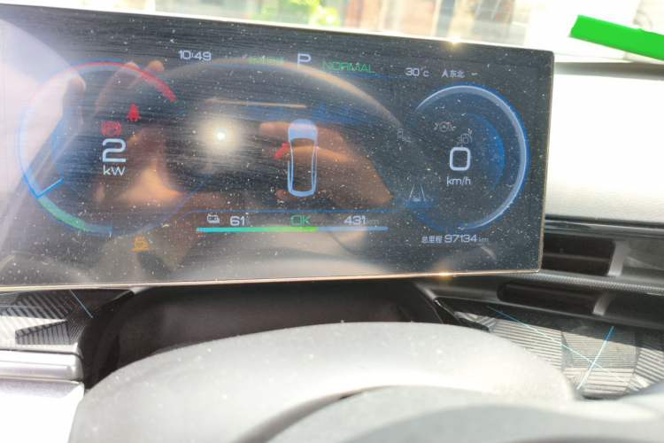 Used BYD Seal 2022 700 km Long-Range Rear-Wheel-Drive Version Odometer Close Up