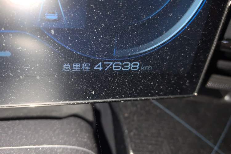 Used BYD Seal 2022 700 km Long-Range Rear-Wheel-Drive Version Odometer Close Up
