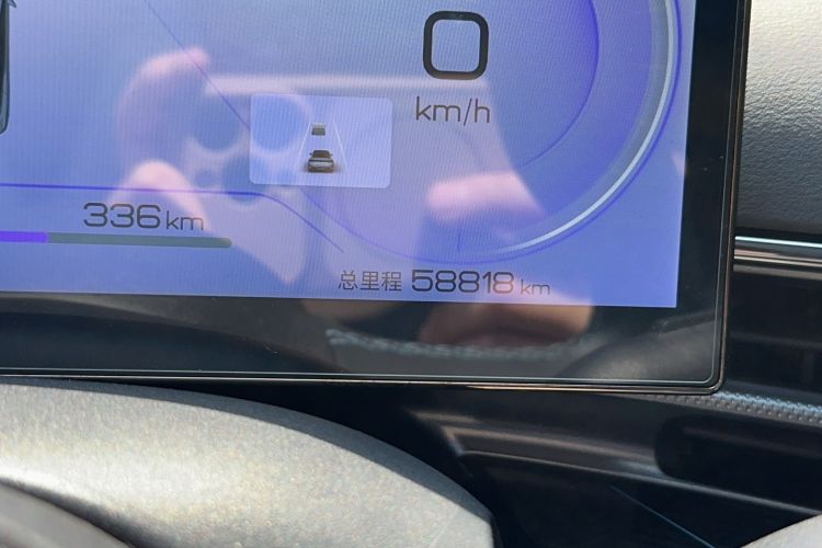 Used BYD Seal 2022 550 km Standard Range Rear-Wheel Drive Prestige Version Odometer Close Up