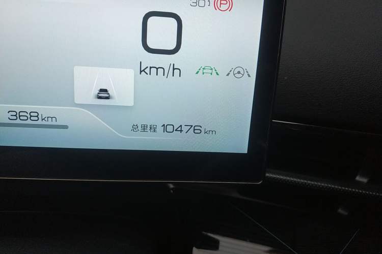 Used BYD Seal 2022 700 km Long-Range Rear-Wheel-Drive Version Odometer Close Up
