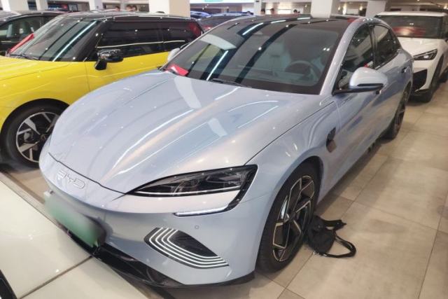 Used BYD Seal 2022 700 km Long-Range Rear-Wheel-Drive Version
