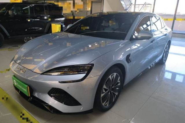 Used BYD Seal 2022 550 km Standard Range Rear-Wheel Drive Prestige Version