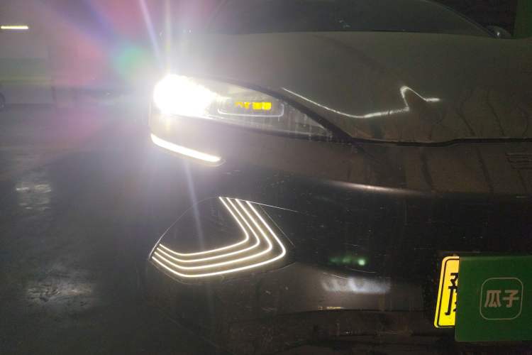 Used BYD Seal 2022 700 km Long-Range Rear-Wheel-Drive Version Right Front Headlight