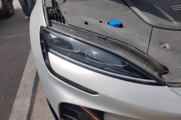 Used BYD Seal 2022 650 km All-Wheel-Drive Performance Version Right Front Headlight