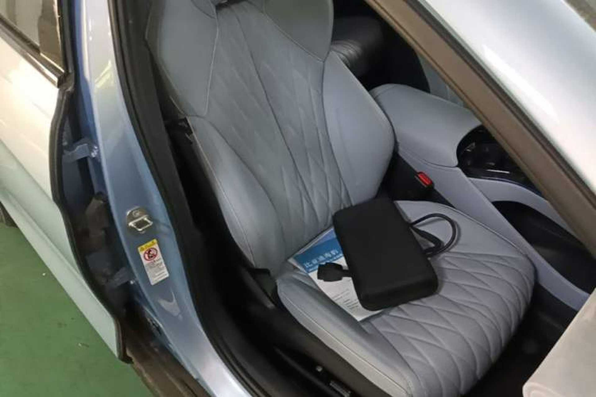Used BYD Seal 2022 550 km Standard Range Rear-Wheel Drive Prestige Version Right Front Seat