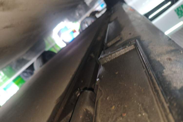 Used BYD Seal 2022 700 km Long-Range Rear-Wheel-Drive Version Right Side Sill