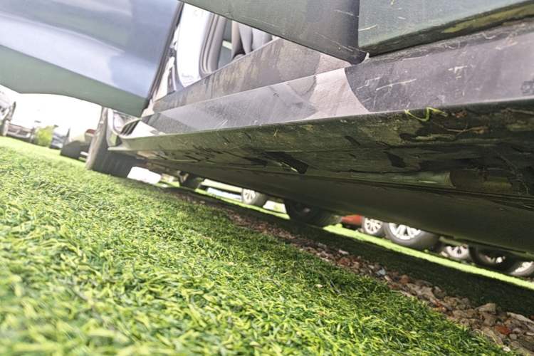 Used BYD Seal 2022 550 km Standard Range Rear-Wheel Drive Elite Version Right Side Sill