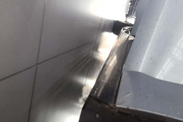 Used BYD Seal 2022 700 km Long-Range Rear-Wheel-Drive Version Right Side Sill