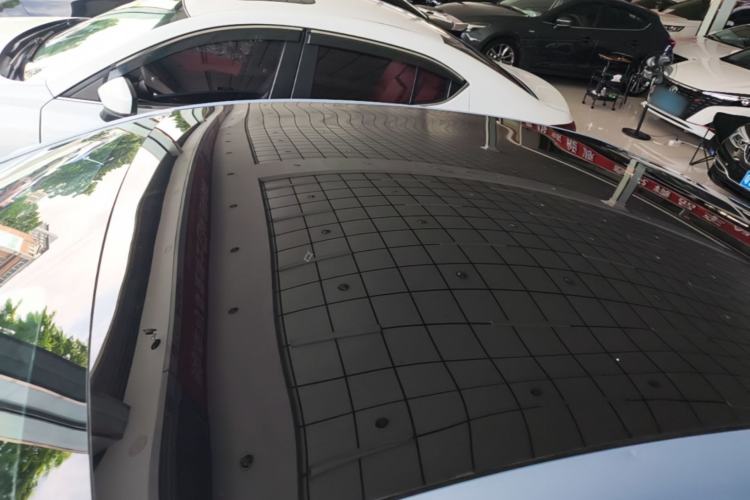 Used BYD Seal 2022 550 km Standard Range Rear-Wheel Drive Prestige Version Roof