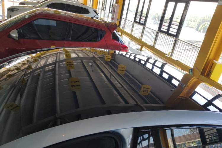 Used BYD Seal 2022 550 km Standard Range Rear-Wheel Drive Prestige Version Roof