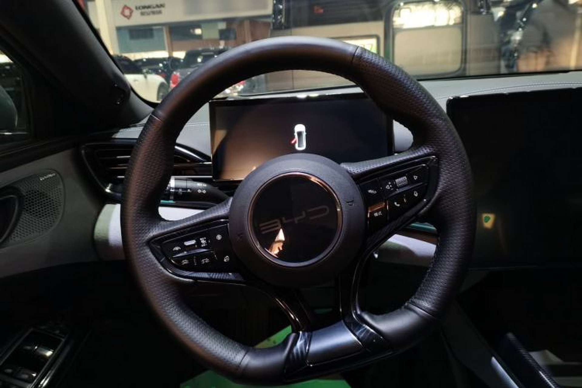 Used BYD Seal 2022 650 km All-Wheel-Drive Performance Version Steering Wheel