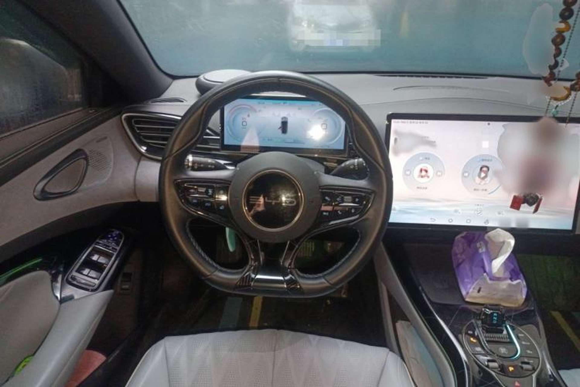 Used BYD Seal 2022 550 km Standard Range Rear-Wheel Drive Prestige Version Steering Wheel