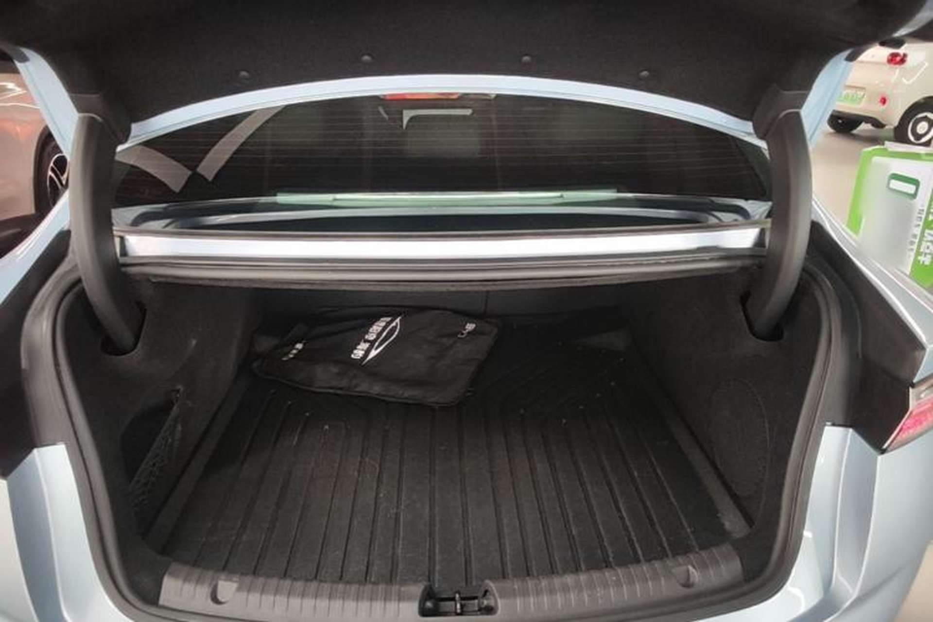 Used BYD Seal 2022 550 km Standard Range Rear-Wheel Drive Elite Version Trunk