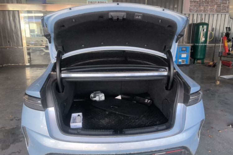 Used BYD Seal 2022 700 km Long-Range Rear-Wheel-Drive Version Trunk