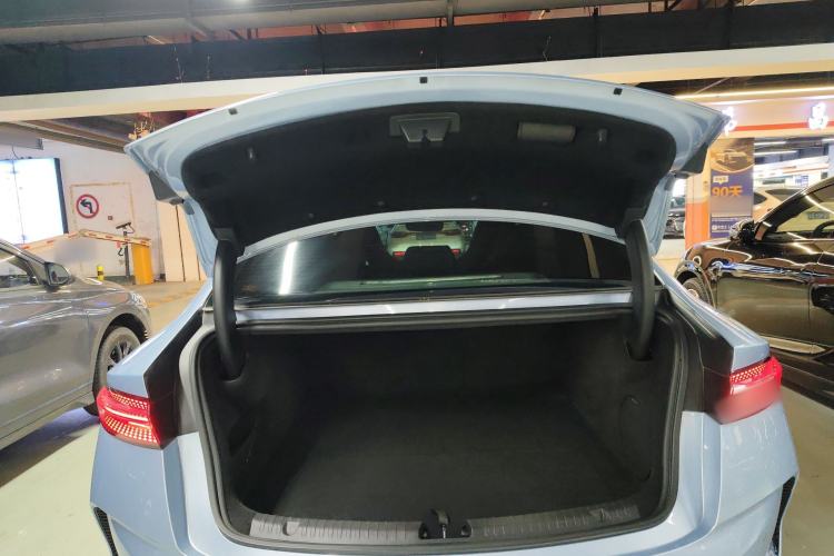 Used BYD Seal 2022 550 km Standard Range Rear-Wheel Drive Prestige Version Trunk