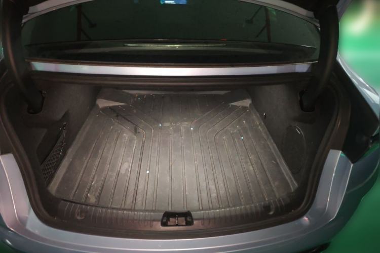 Used BYD Seal 2022 550 km Standard Range Rear-Wheel Drive Prestige Version Trunk
