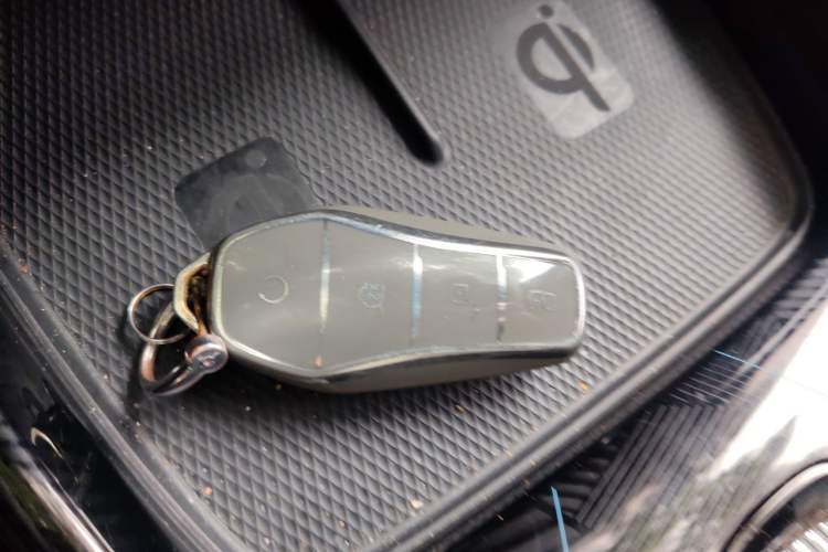Used BYD Seal 2022 700 km Long-Range Rear-Wheel-Drive Version Vehicle Key