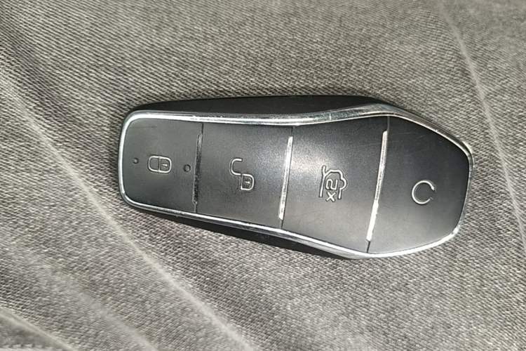 Used BYD Seal 2022 550 km Standard Range Rear-Wheel Drive Prestige Version Vehicle Key