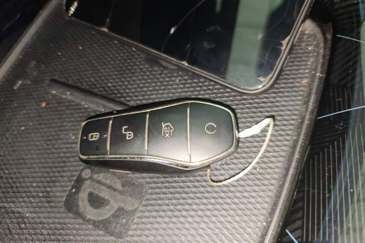 Used BYD Seal 2022 700 km Long-Range Rear-Wheel-Drive Version Vehicle Key
