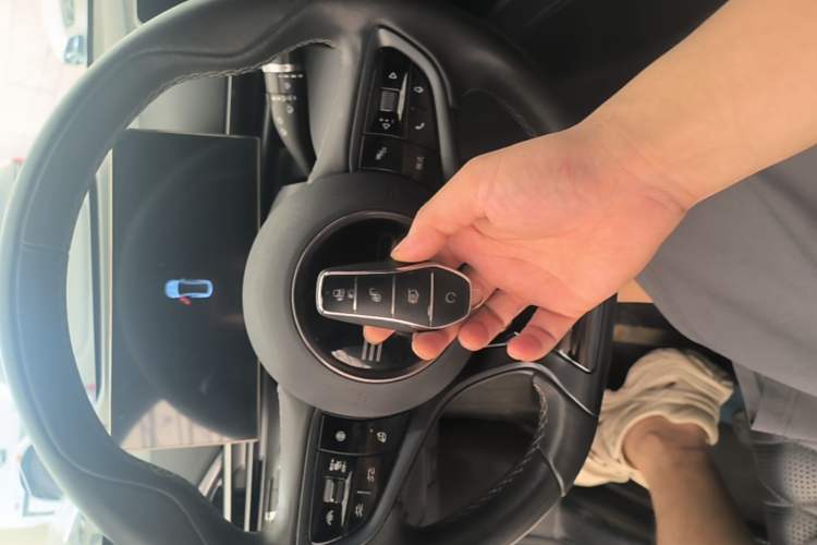 Used BYD Seal 2022 700 km Long-Range Rear-Wheel-Drive Version Vehicle Key