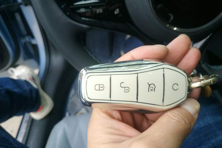 Used BYD Seal 2022 700 km Long-Range Rear-Wheel-Drive Version Vehicle Key