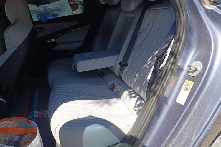 Used BYD Seal 2022 550 km Standard Range Rear-Wheel Drive Prestige Version Left Rear Seat