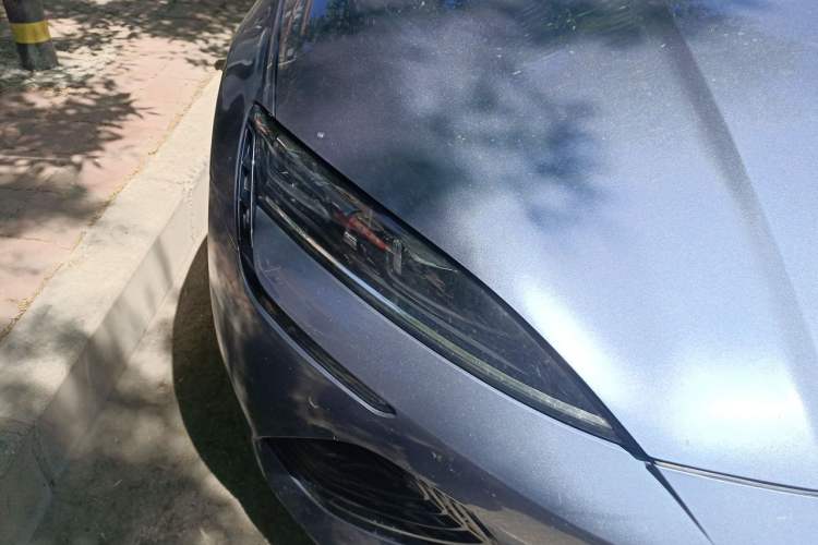 Used BYD Seal 2022 550 km Standard Range Rear-Wheel Drive Prestige Version Right Front Headlight