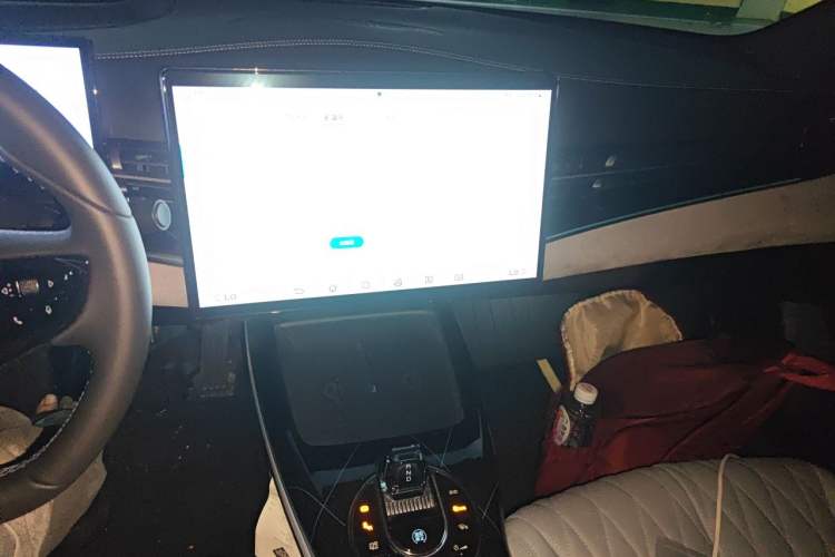 Used BYD Seal 2022 650 km All-Wheel-Drive Performance Version Audio And AC Panel