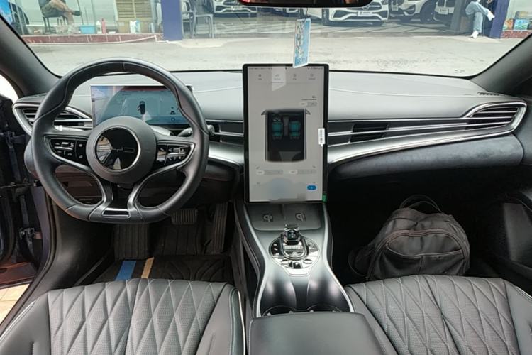 Used BYD Seal 2022 550 km Standard Range Rear-Wheel Drive Prestige Version Center Console