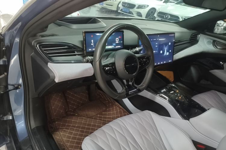 Used BYD Seal 2022 700 km Long-Range Rear-Wheel-Drive Version Center Console