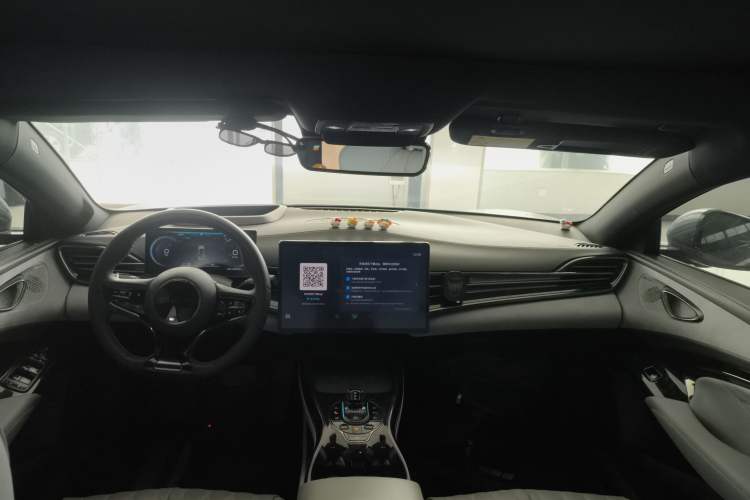 Used BYD Seal 2022 650 km All-Wheel-Drive Performance Version Center Console