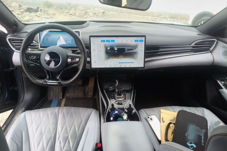 Used BYD Seal 2022 700 km Long-Range Rear-Wheel-Drive Version Center Console