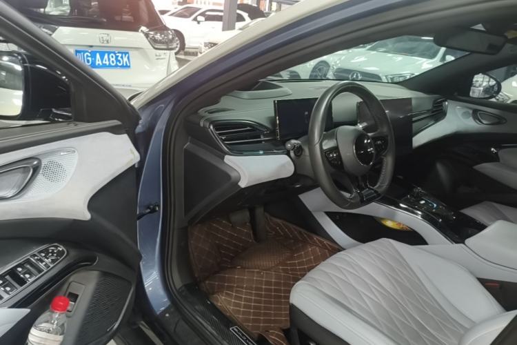 Used BYD Seal 2022 700 km Long-Range Rear-Wheel-Drive Version Driver Seat