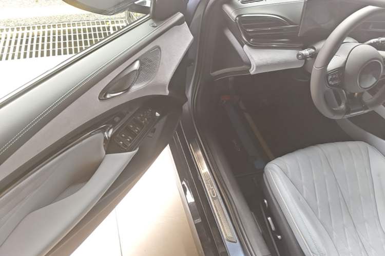 Used BYD Seal 2022 700 km Long-Range Rear-Wheel-Drive Version Driver Seat