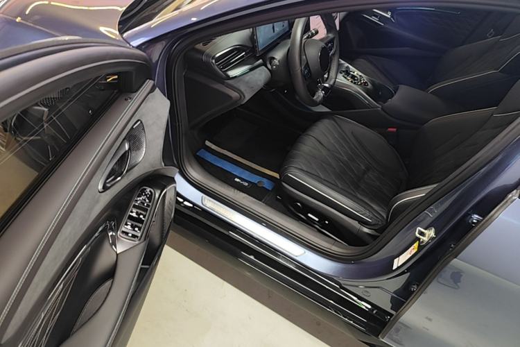 Used BYD Seal 2022 700 km Long-Range Rear-Wheel-Drive Version Driver Seat