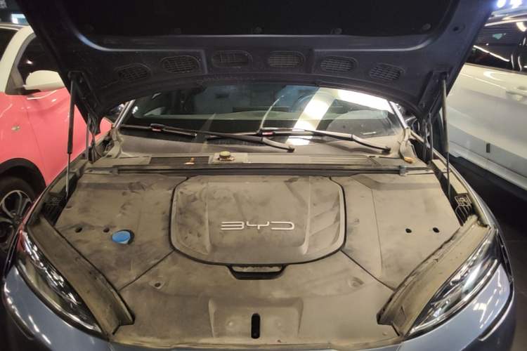 Used BYD Seal 2022 550 km Standard Range Rear-Wheel Drive Prestige Version Engine Bay