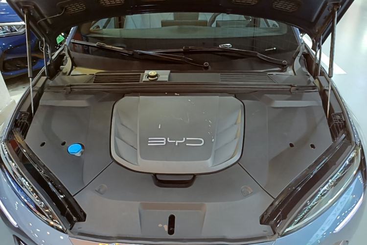 Used BYD Seal 2022 550 km Standard Range Rear-Wheel Drive Prestige Version Engine Bay