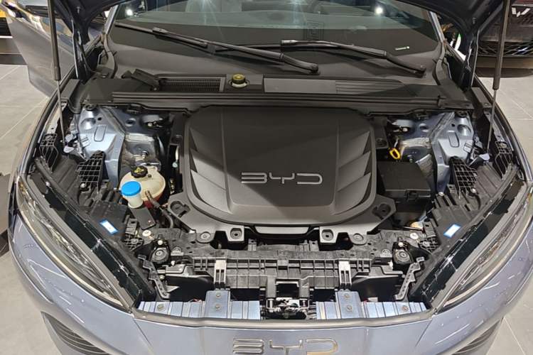 Used BYD Seal 2022 550 km Standard Range Rear-Wheel Drive Prestige Version Engine Bay