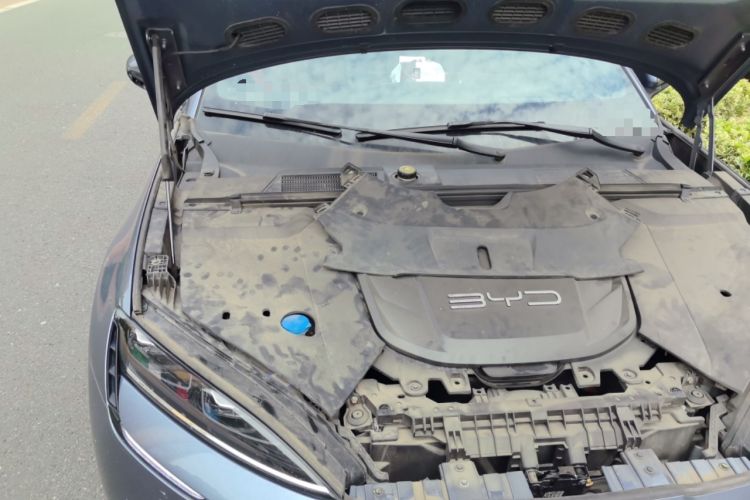 Used BYD Seal 2022 650 km All-Wheel-Drive Performance Version Engine Bay Right