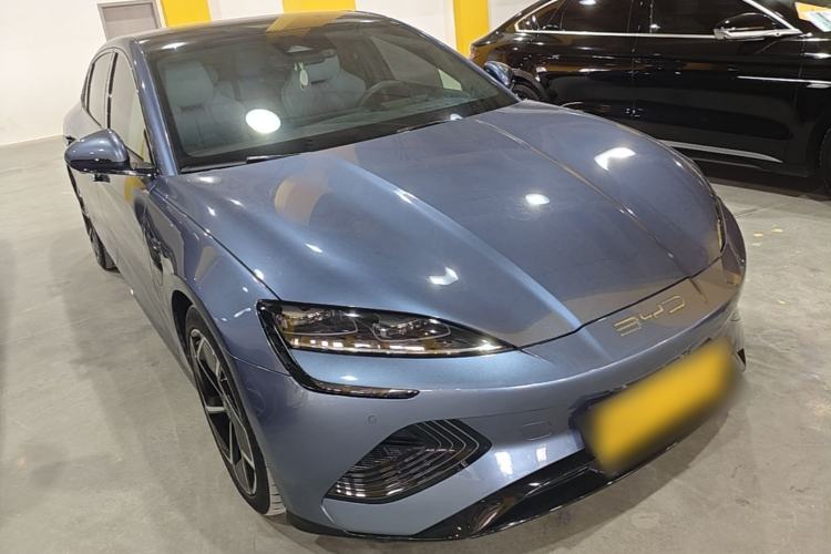 Used BYD Seal 2022 700 km Long-Range Rear-Wheel-Drive Version Exterior 1