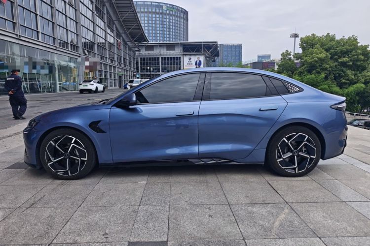 Used BYD Seal 2022 700 km Long-Range Rear-Wheel-Drive Version Exterior 2