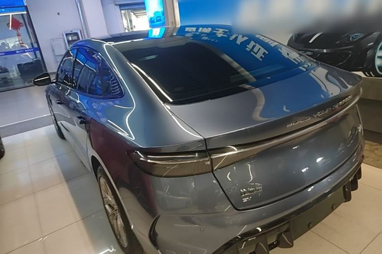 Used BYD Seal 2022 550 km Standard Range Rear-Wheel Drive Prestige Version Exterior 2