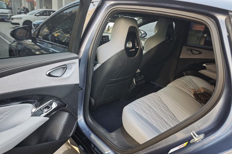 Used BYD Seal 2022 550 km Standard Range Rear-Wheel Drive Prestige Version Exterior 7